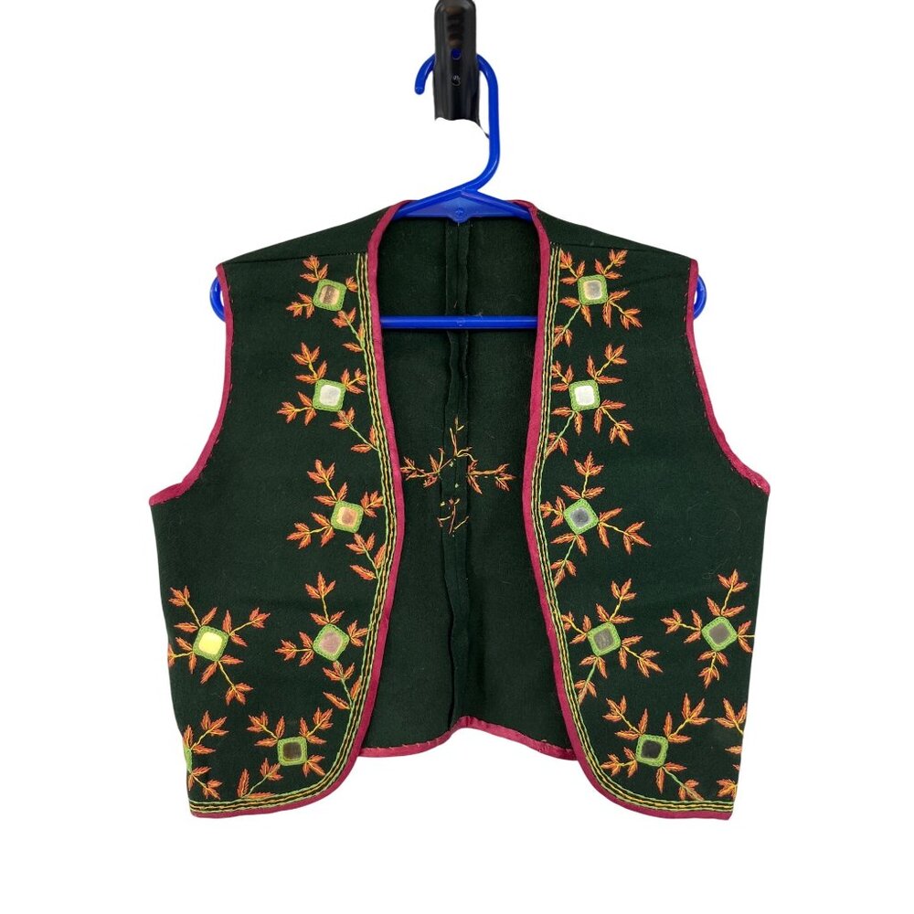 Vintage Handmade Embroidered Vest Child 4-6 Green India Used